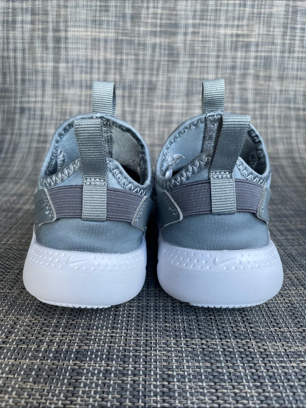 Nike Kids Flex Runner 4 Slip-On Sneakers Gray White Active Shoes Size 9